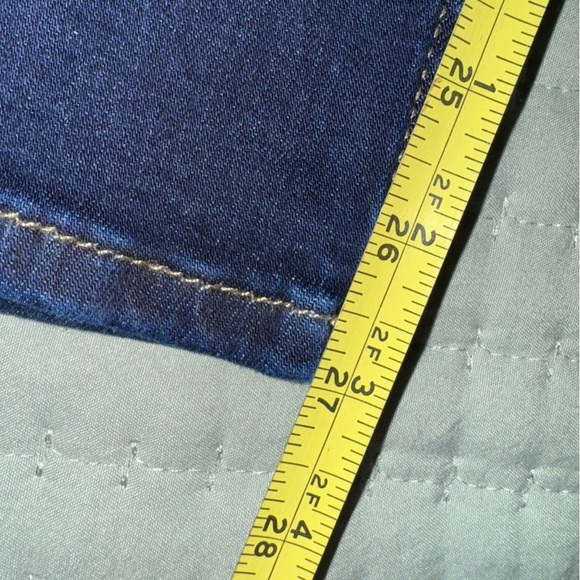 Frame straight jeans. NWT.  Size 30 - Picture 7 of 12